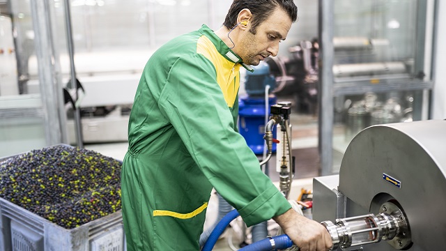 Industrial scale olive oil millers 640x360